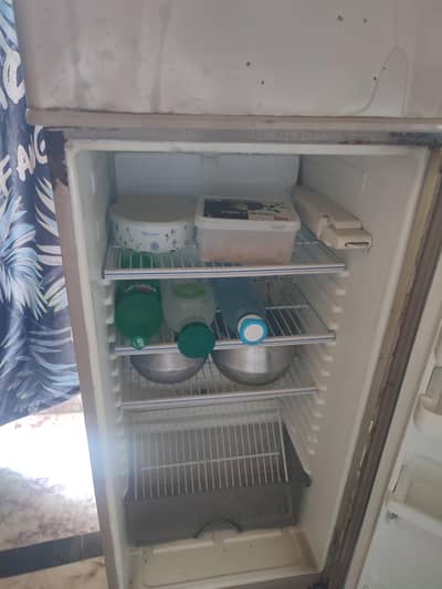dowlance brand fridge good working overall