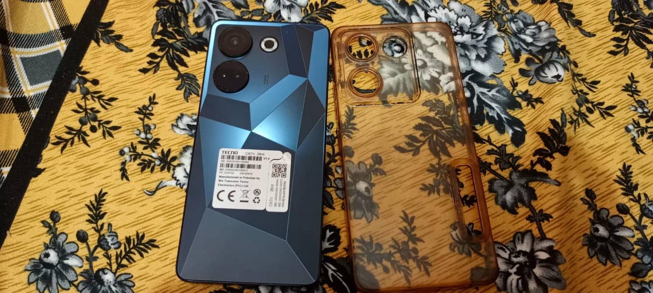 Tecno CAMON 20 Pro 7