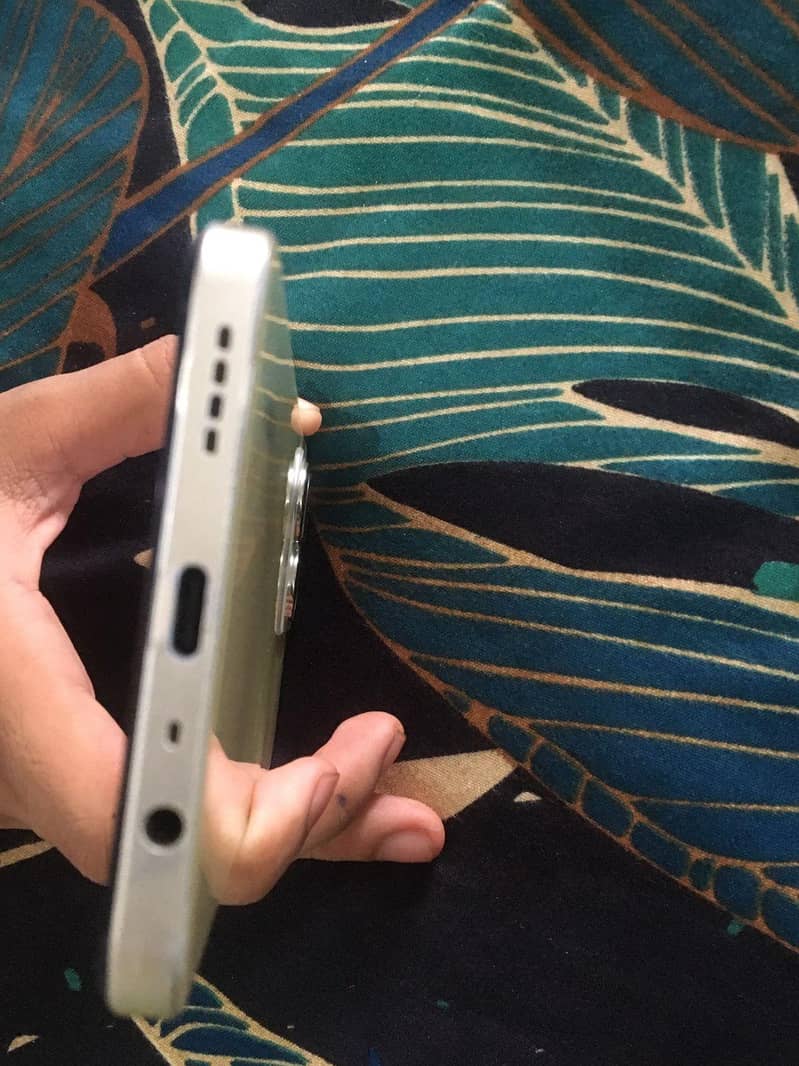 Realme C53 1