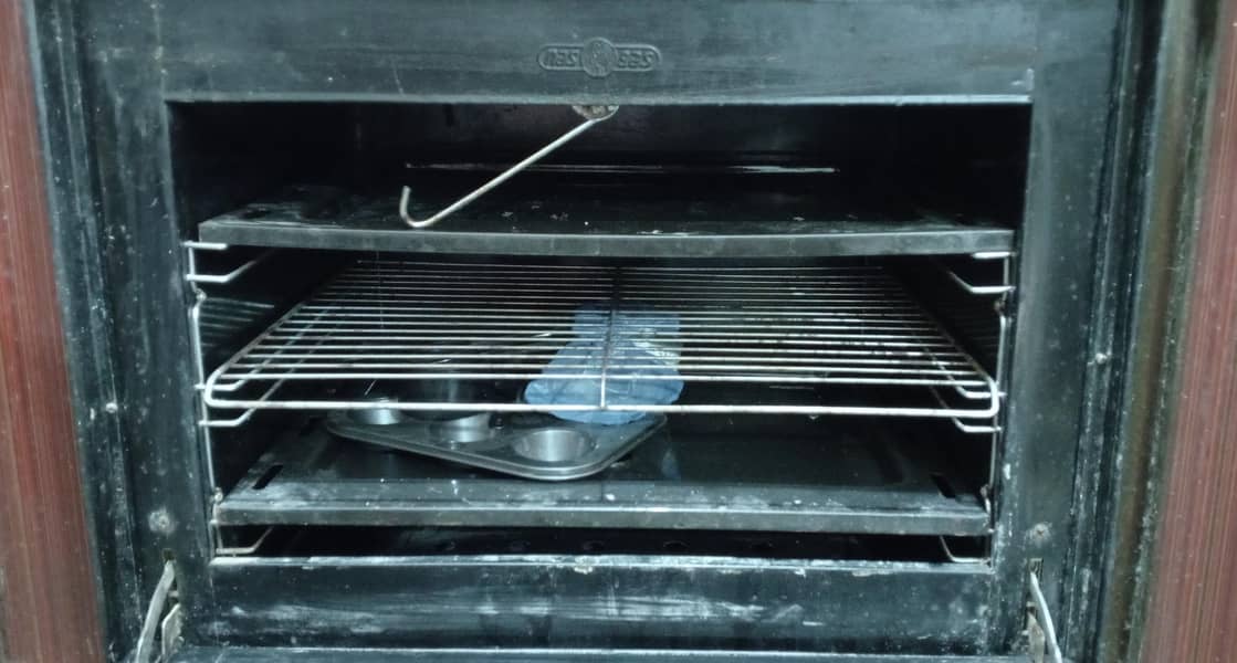 Cooking range 2