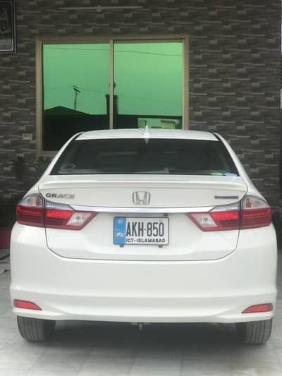 Honda Grace LX 2015