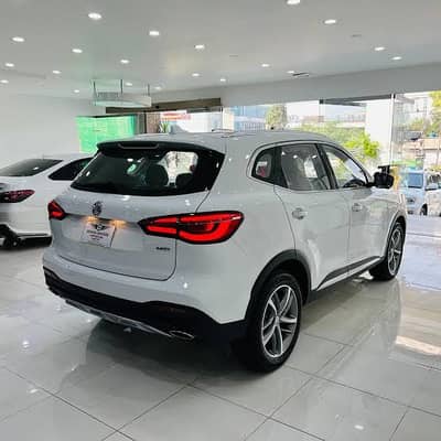 MG HS 2025