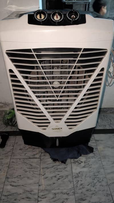 sonex air collar urgently sale full size.