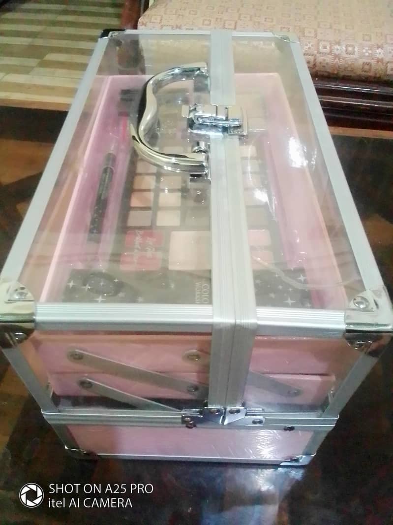 makeup box 1