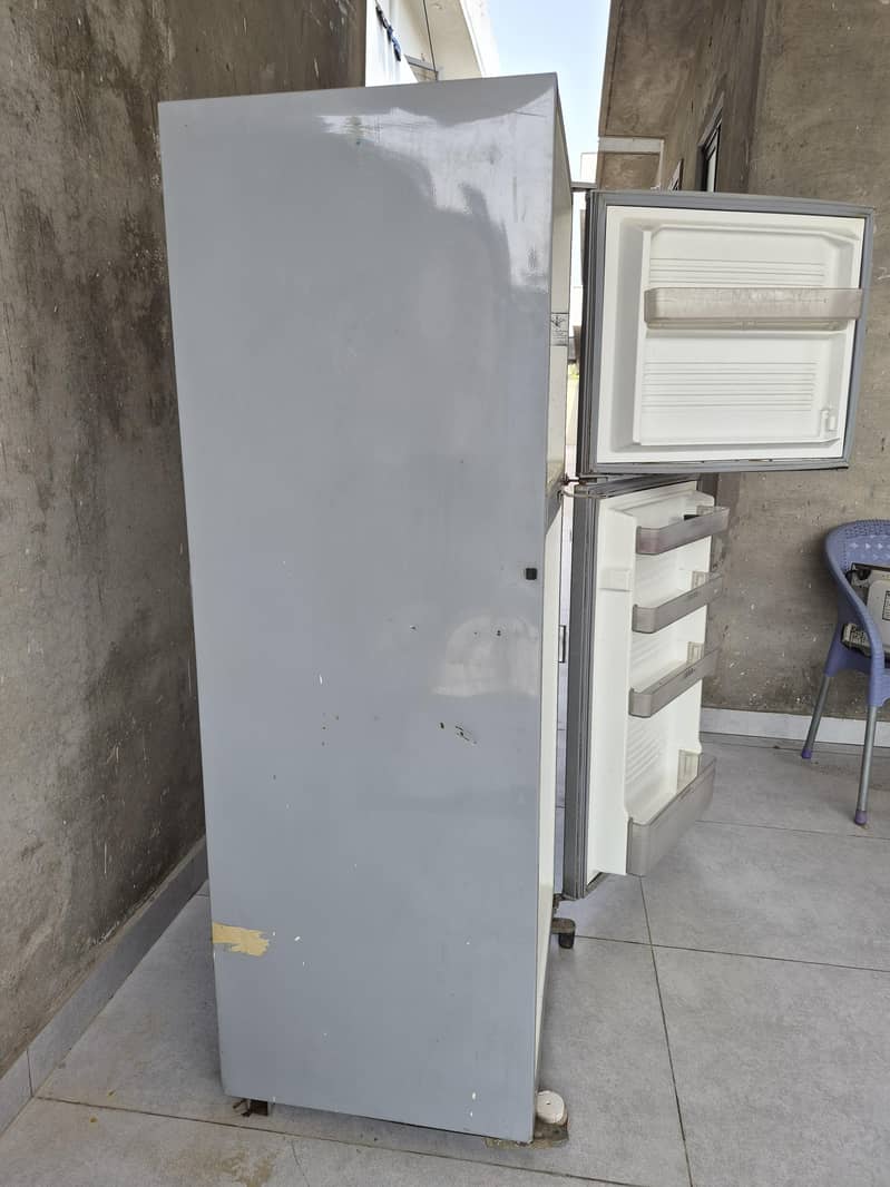 refrigerator 1