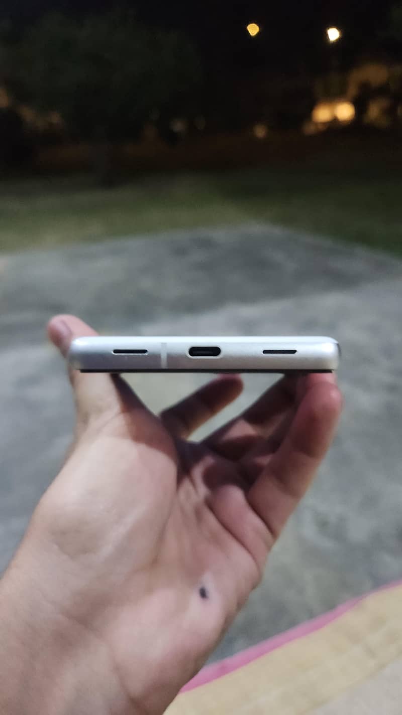 Google Pixel 7a 6
