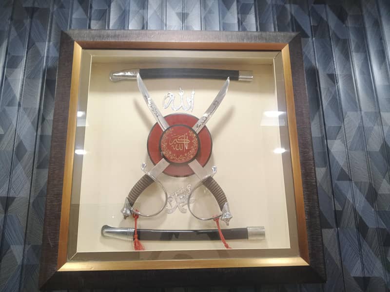 picture frame 0