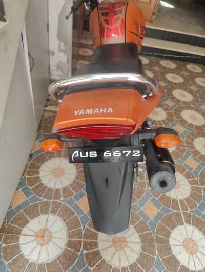 Yamaha YBR G125