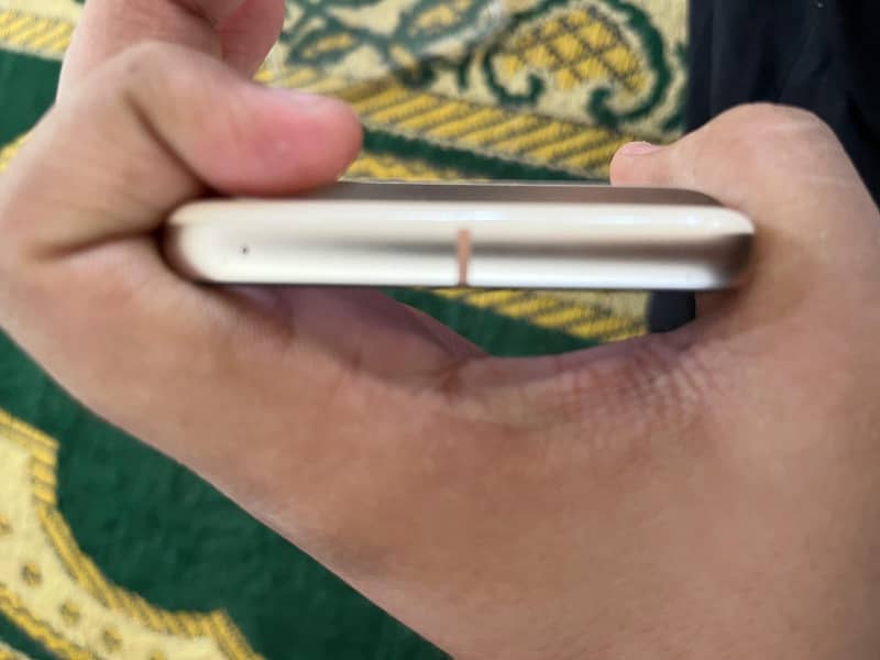 Google Pixel 8 2