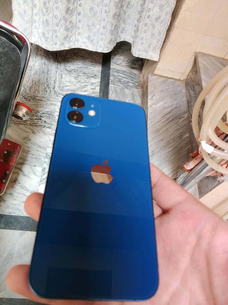 Apple iPhone 12 5