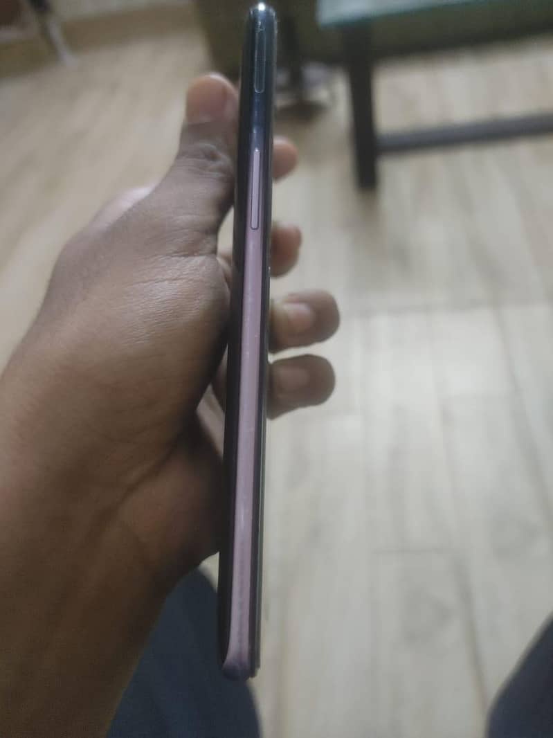 One Plus 6T 4