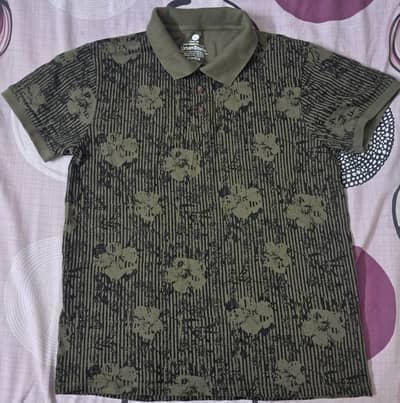 printed shirt in new condition for sale