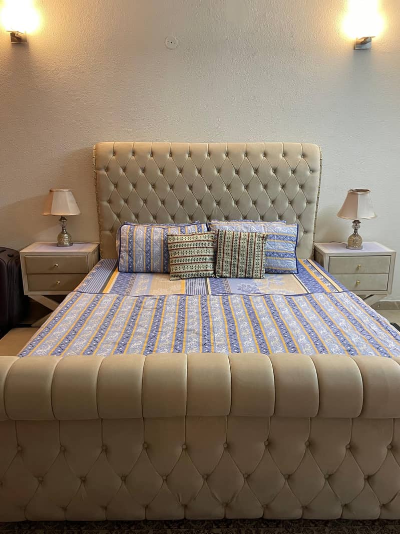King size Bed set 0