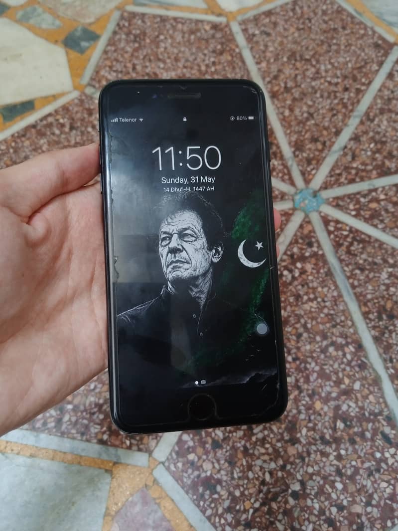Apple iPhone 7 Plus 6