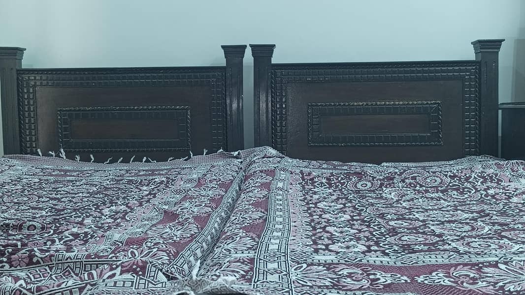 Two Single Beds 0