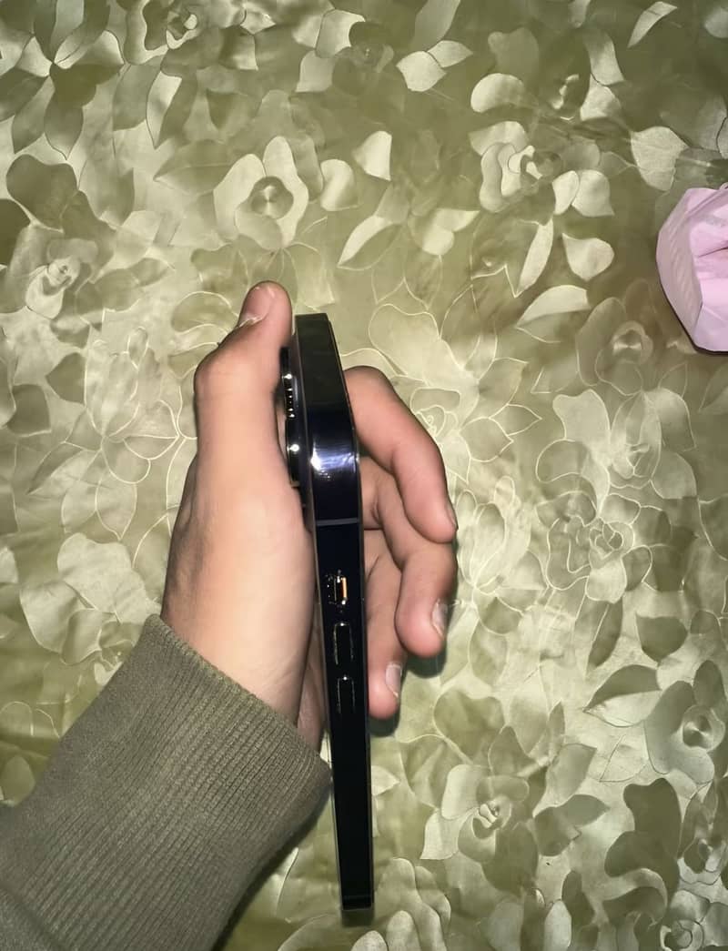 iphone 14 pro 1