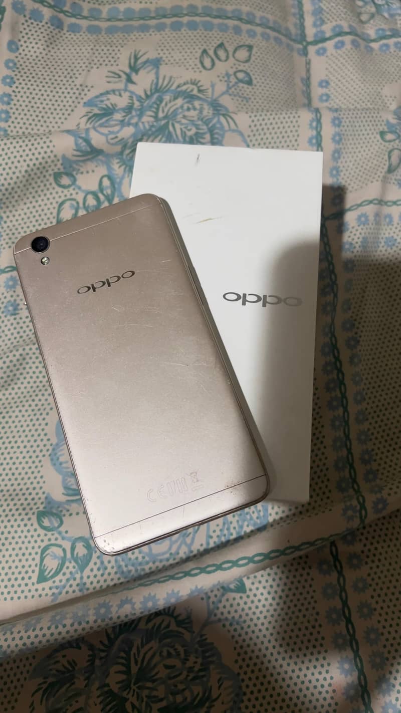 OPPO A37 1