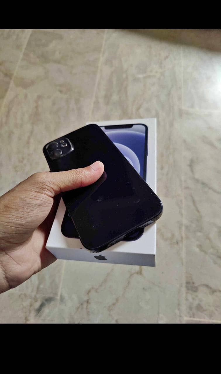iPhone 12 64 0