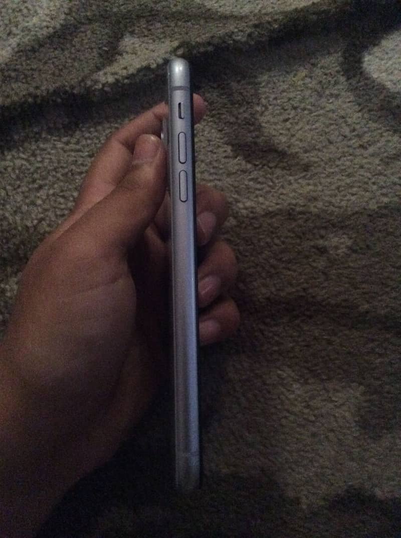 Apple iPhone 11 5