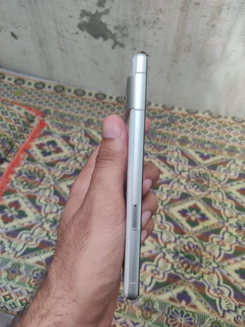 Google Pixel 7 5
