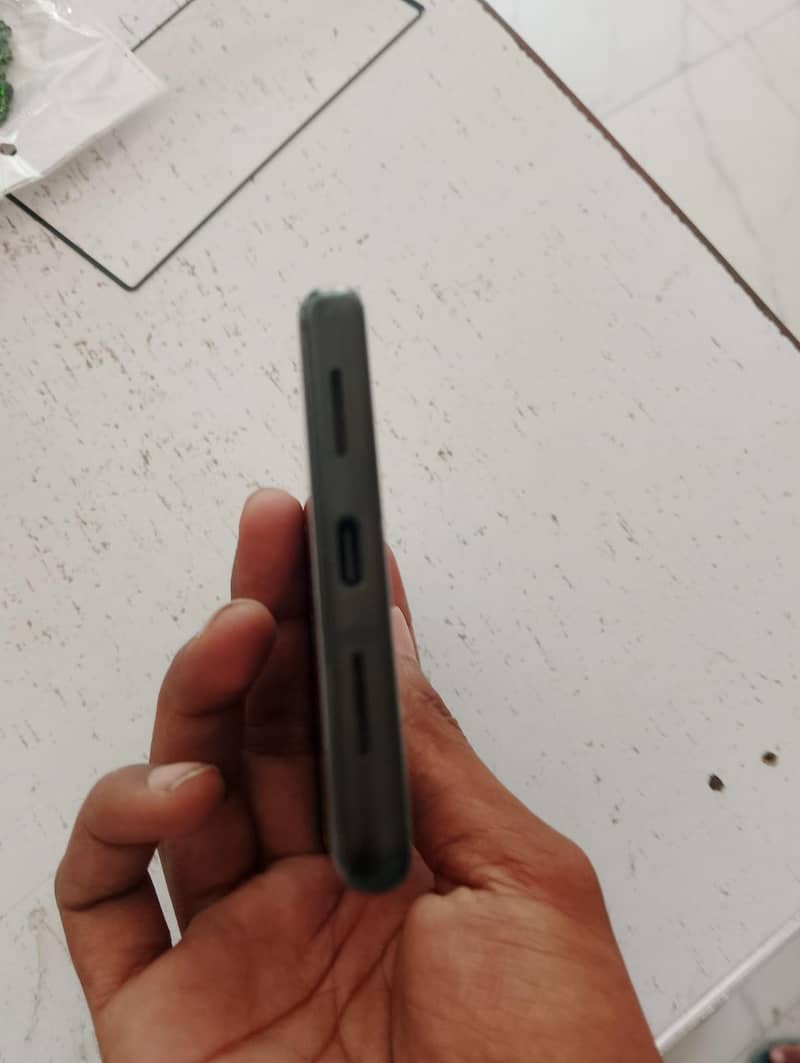 Google Pixel 6 5