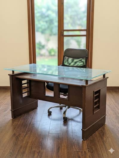 Executive Glass top Table and Chair