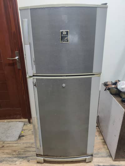 Dawlance Refrigerator Medium size