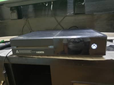 Xbox one Jailbreak with 5 games installed + 2 controllers *sealed*