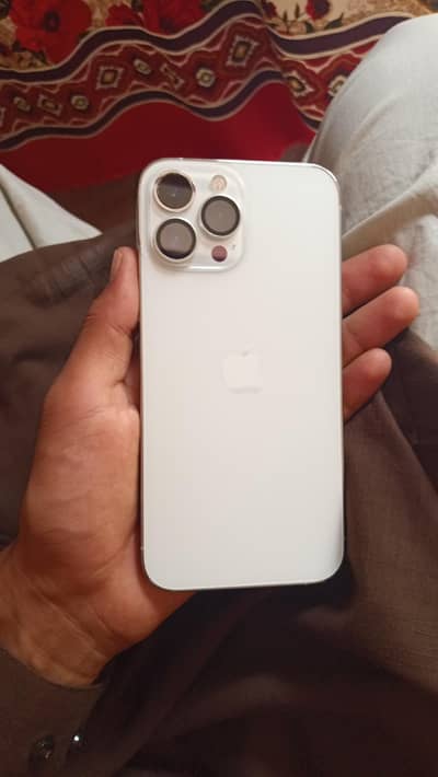 I phone 13 pro max white Color 96 battery health All okay waterpck