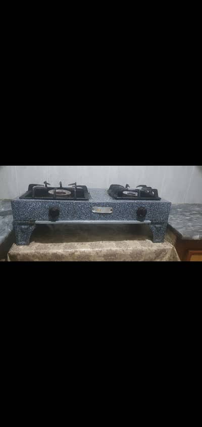 Kitchen gas stove with two burners