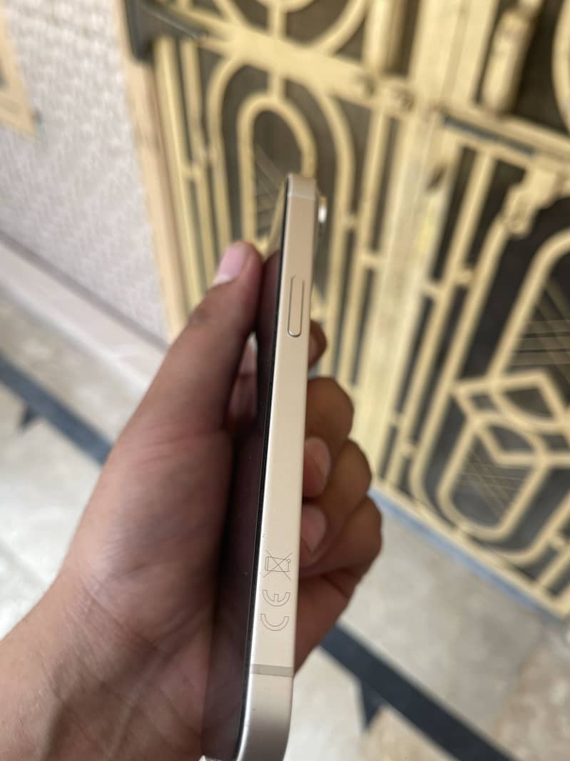 Apple iPhone 14 1