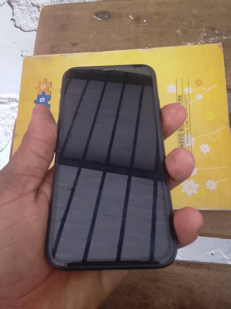 Apple iPhone 11 5