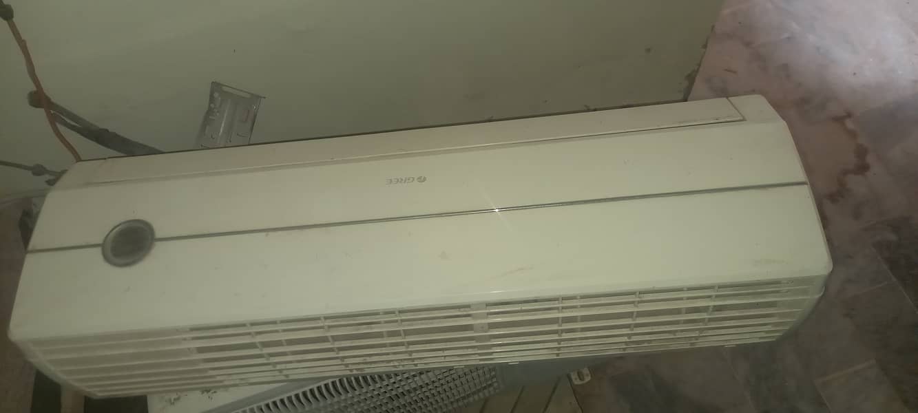 Gree Split Ac 10/10 condition 6