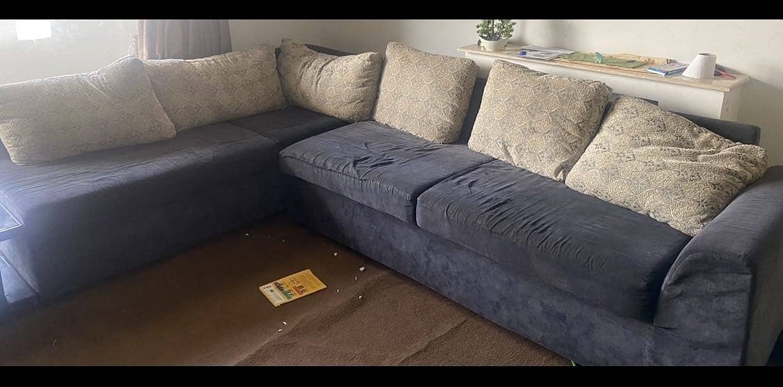 L shape sofa 0