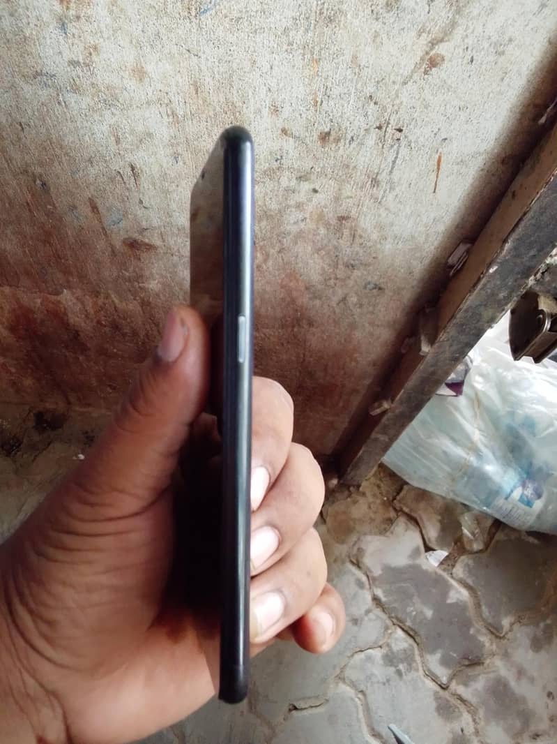 OPPO A3s 3