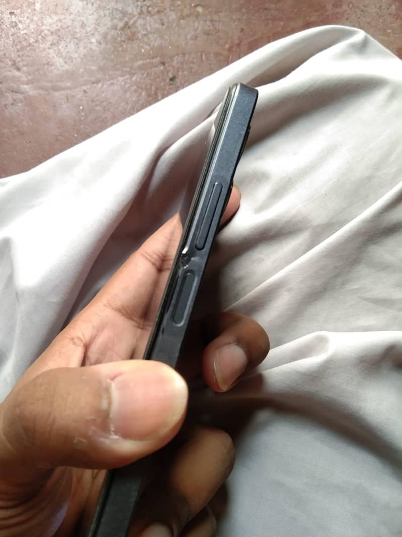 Realme Note 50 4