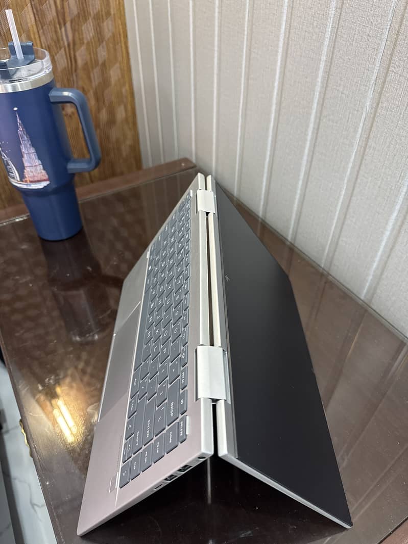 HP Envy 2