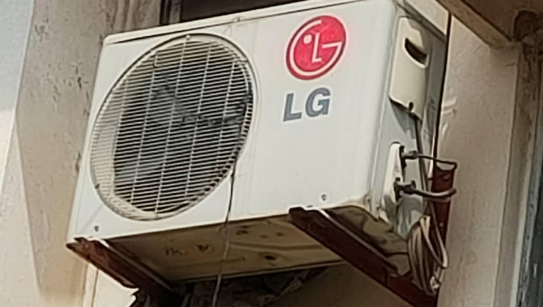 LG GOLD SPLIT AC 2