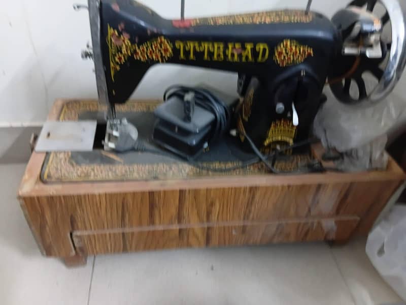 sewing machine 0