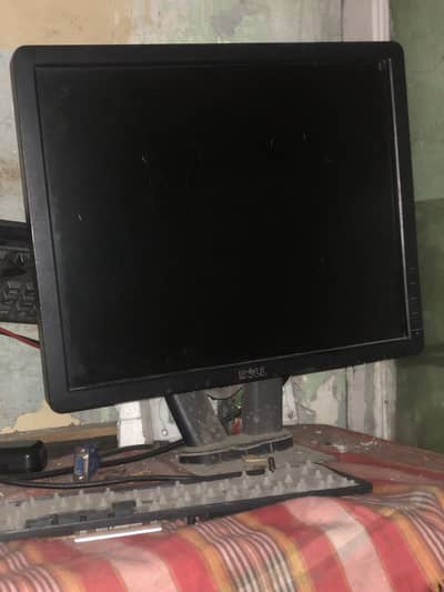 Dell led Sall