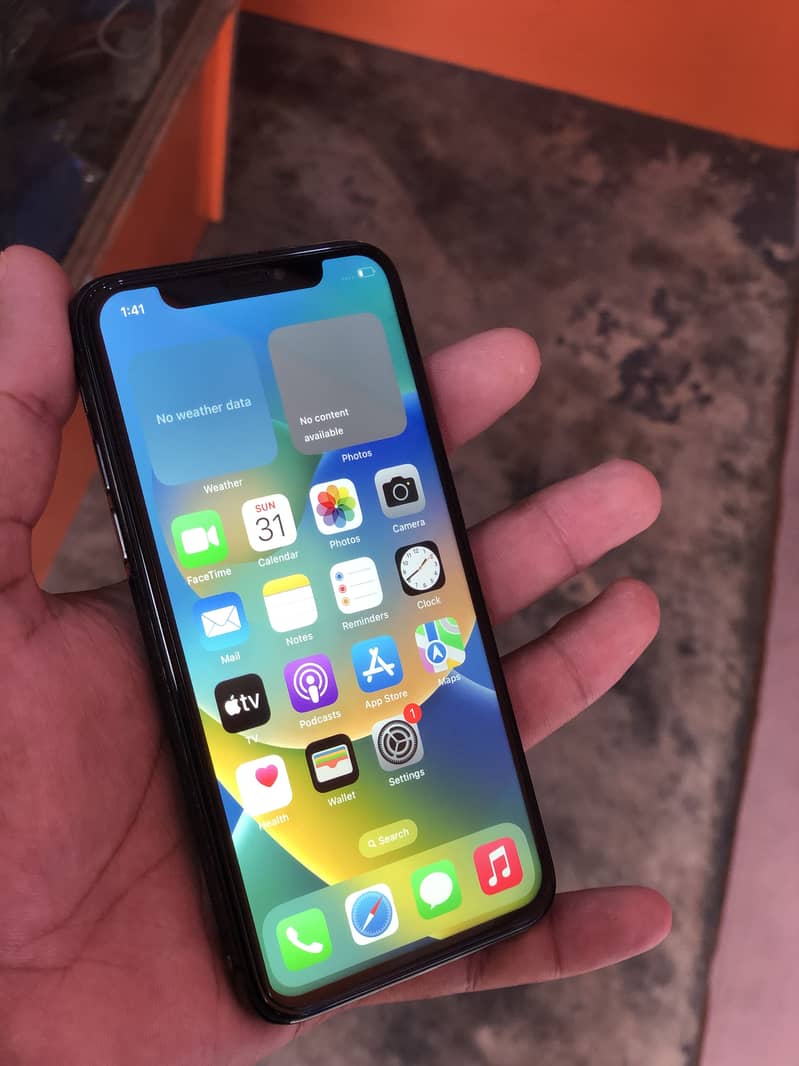 Apple iPhone X 1