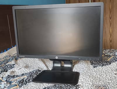 HP Elite Display E221 - 22 inches (Used)