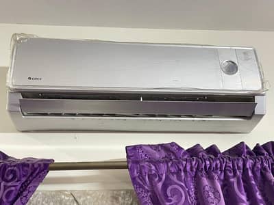 1 ton non inverter gree ac