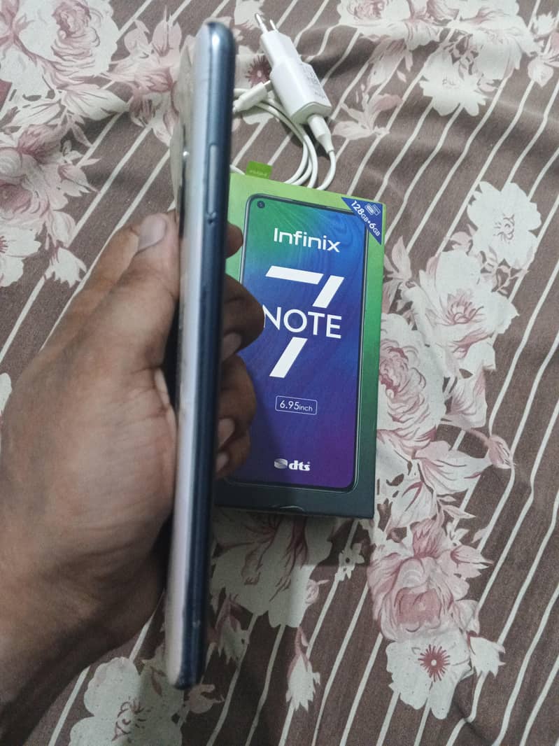 Infinix Note 7 4