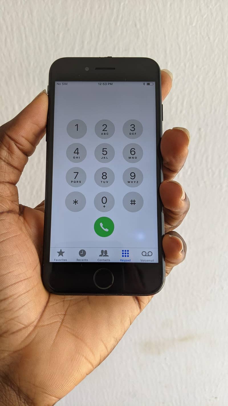 Apple iPhone 7 0
