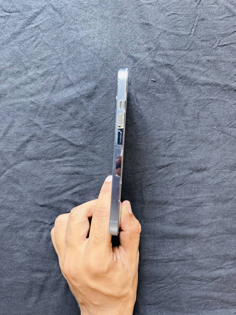 IPHONE 13 PRO 3
