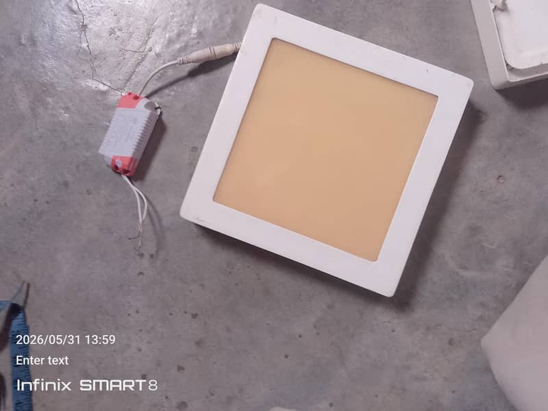 square down light 12
