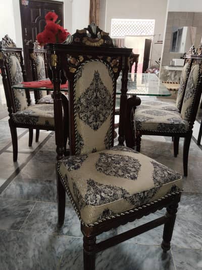 dinning table 6 chair pure wood good candtion 10/10