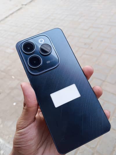 Infinix Hot 40 Pro