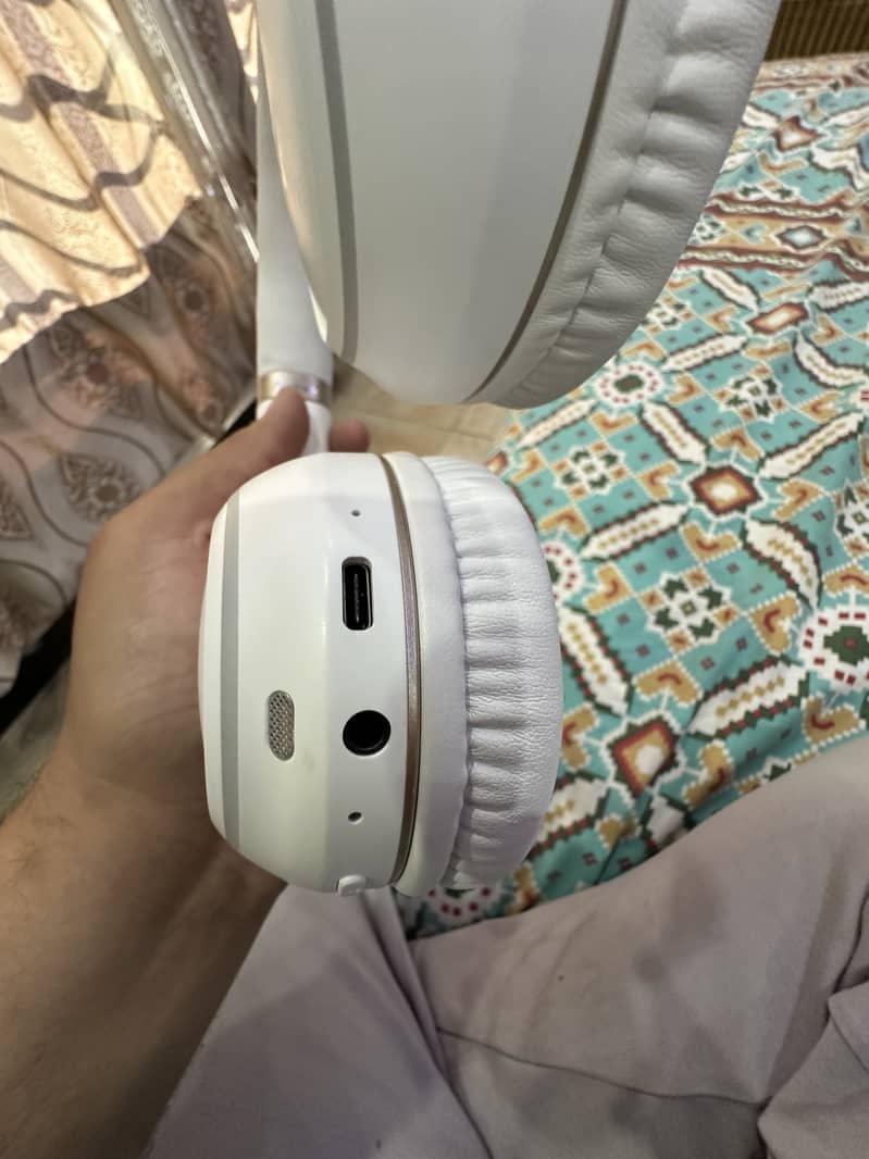 Audionic 4